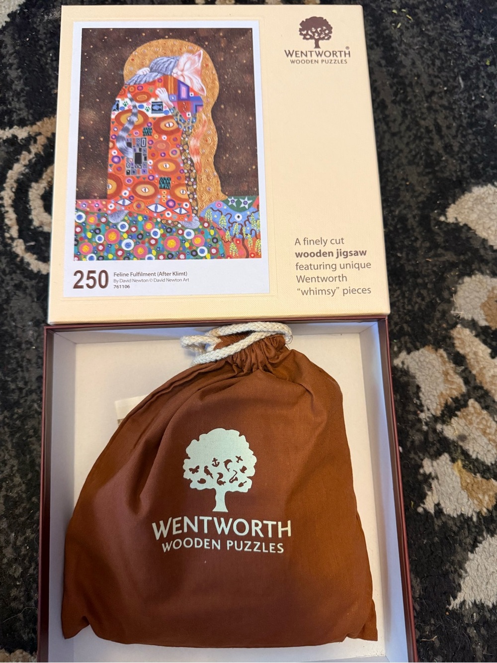 Wentworth wooden puzzle 250 pieces. The lady with ermine